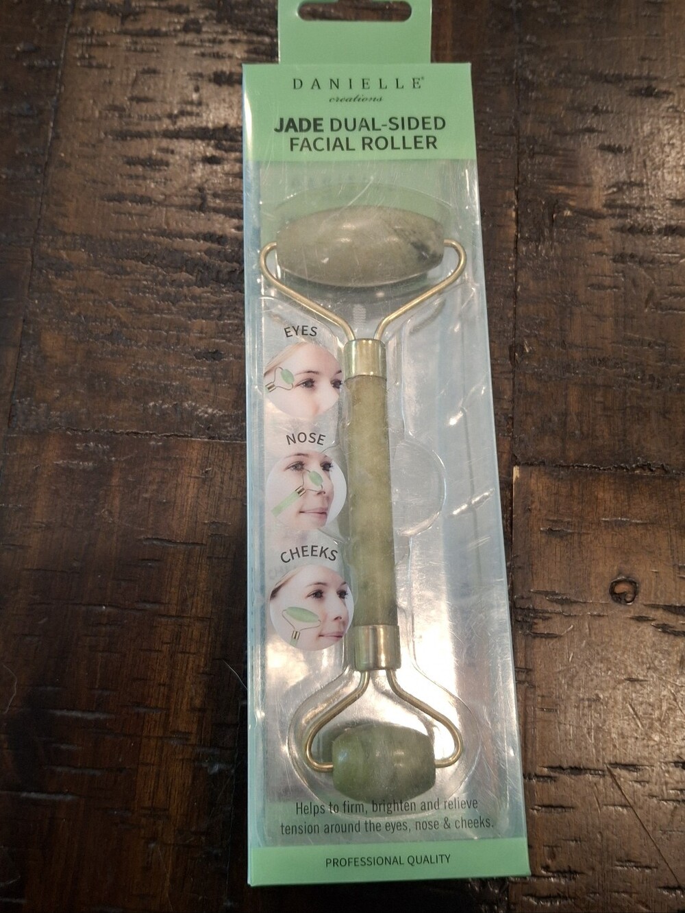 Jade Dual-Sided Facial Roller